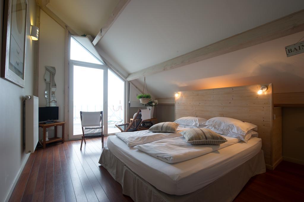 Villa Trémail - La plage au pied de votre chambre Wimereux Esterno foto