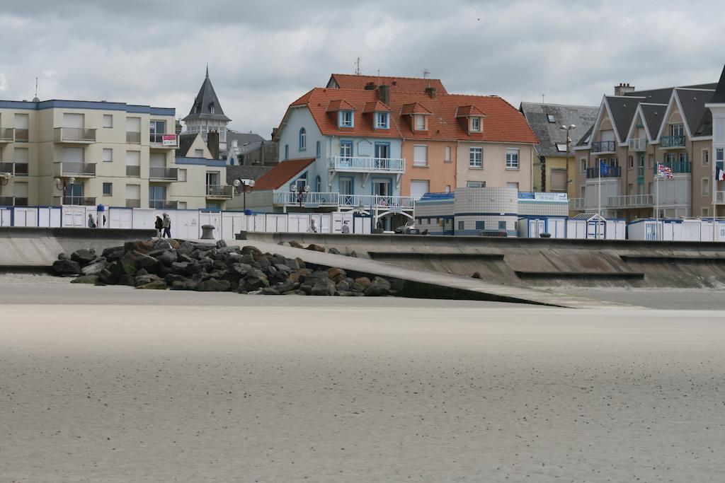 Villa Trémail - La plage au pied de votre chambre Wimereux Esterno foto